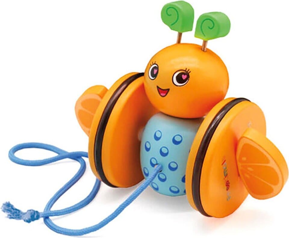 Дървена играчка за дърпане - пеперуда H